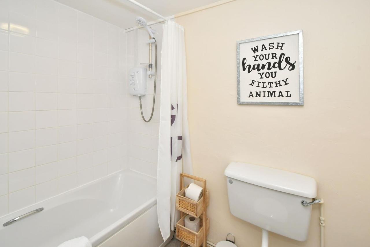The Yellow Door By Avenew Management Serviced Accommodation Stoke-on-Trent Kültér fotó